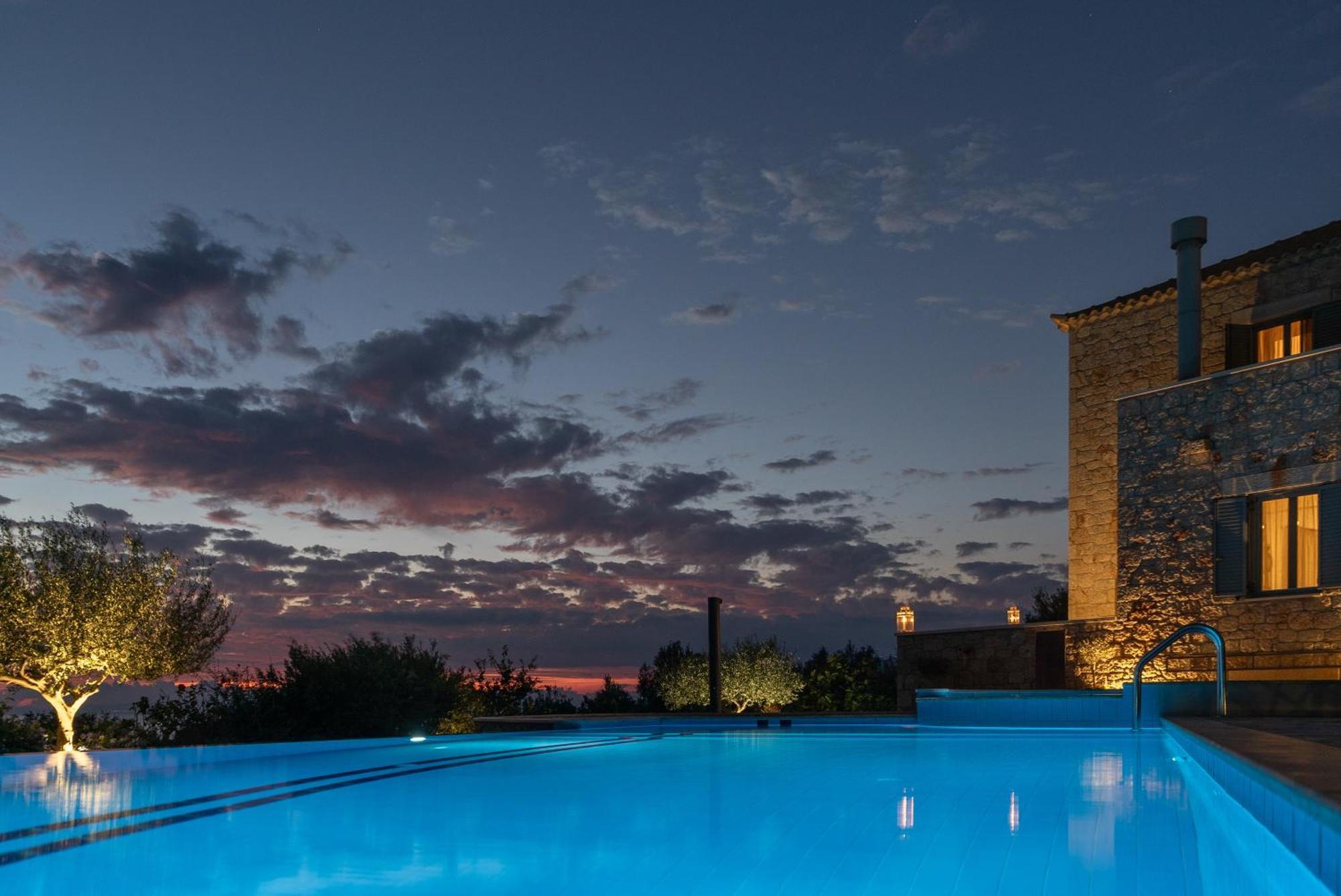 Mythos Villas Ступа Екстер'єр фото