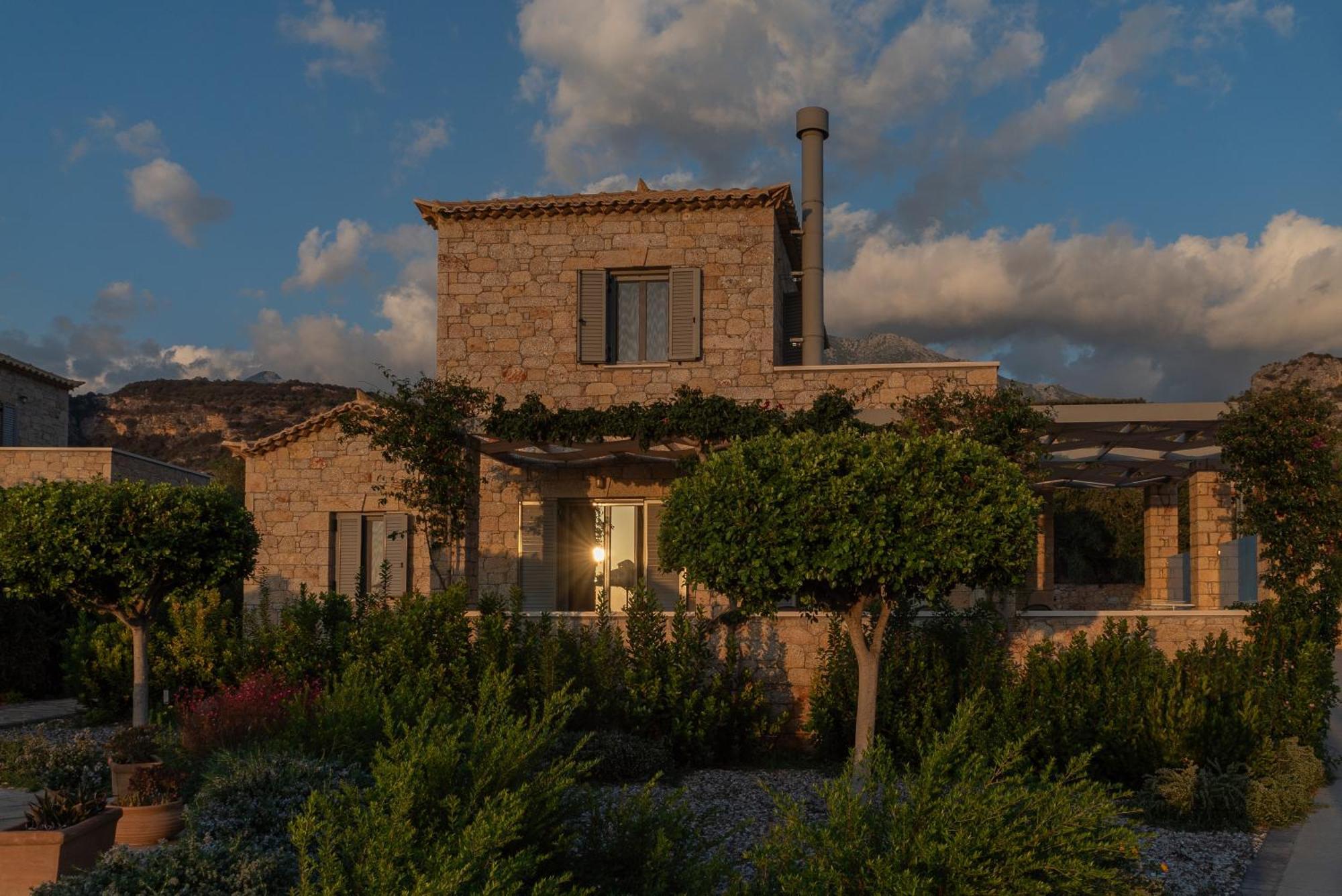 Mythos Villas Ступа Екстер'єр фото